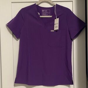 Figs Women's V-Neck Purple Short Sleeve Top and Jogger Scrubs Set